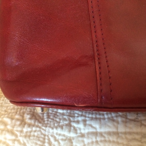 Red leather Monsac vintage hand bag. - Picture 4 of 4